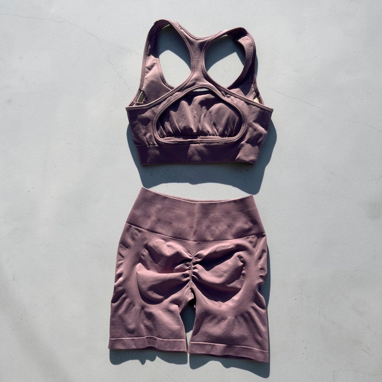 PREMIUM YOGA SET (BRALETTE & SHORTS)